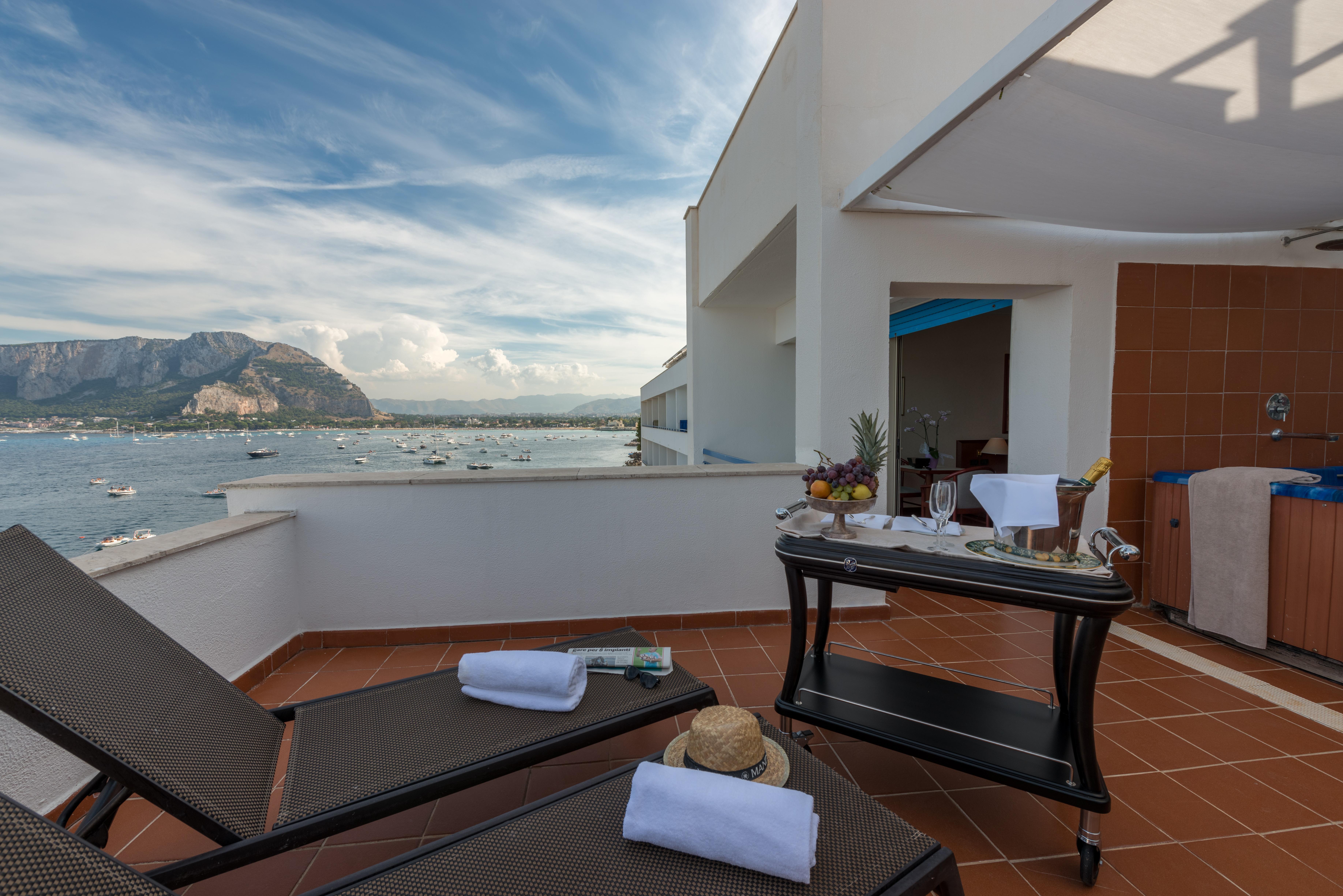 Splendid Hotel La Torre Mondello Ngoại thất bức ảnh